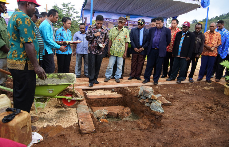 Pemprov Bantu Rumah Layak Huni Kepada Lima Hamba Tuhan